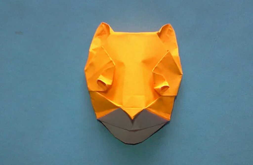 masque origami lion